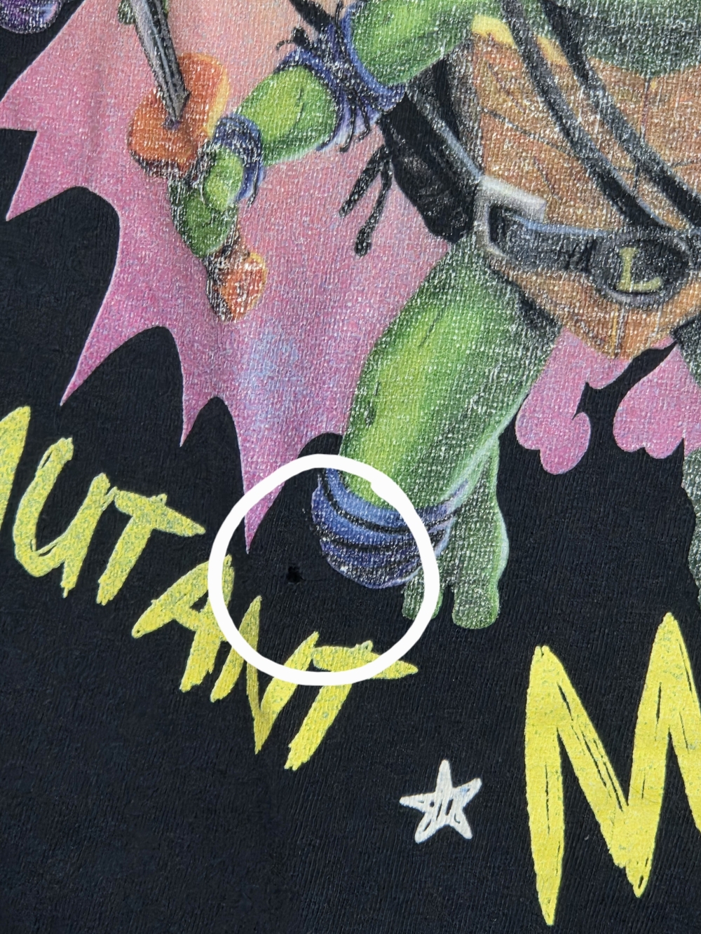TMNT: Mutant Mayhem Graphic T-Shirt - Retro 90s Style Design -size LG - Picture 3 of 7